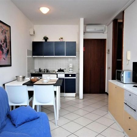 Residenza Rubin Apartment Линяно Сабиадоро Екстериор снимка