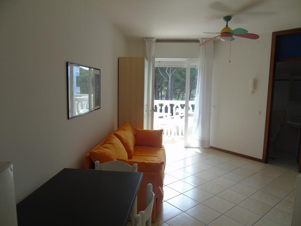 Residenza Rubin Apartment Линяно Сабиадоро Екстериор снимка